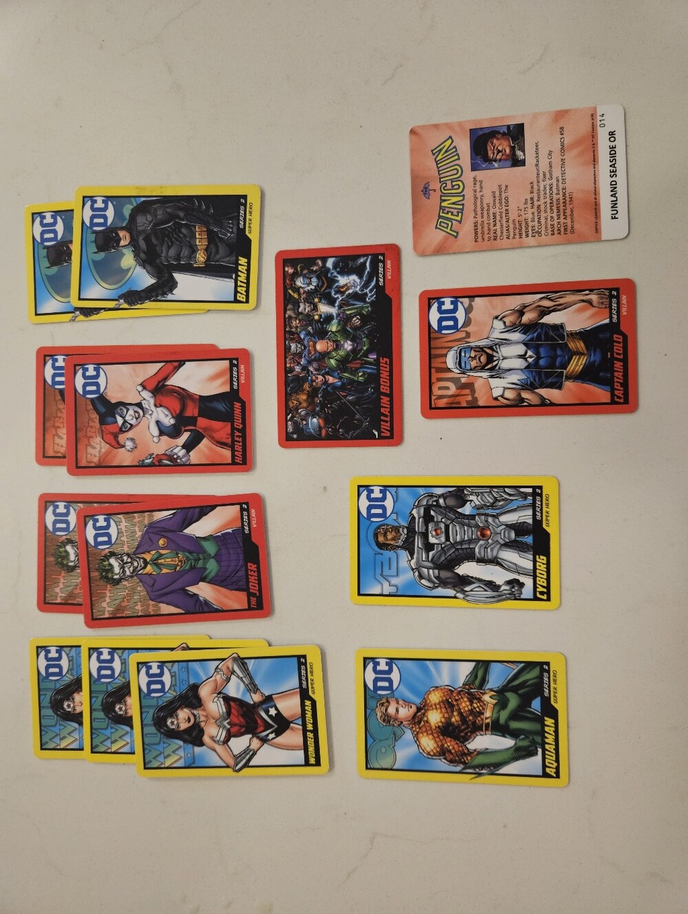 DC Comics Trading Cards - Assorted Superhero Set (Batman, Wonder Woman, Aquaman)